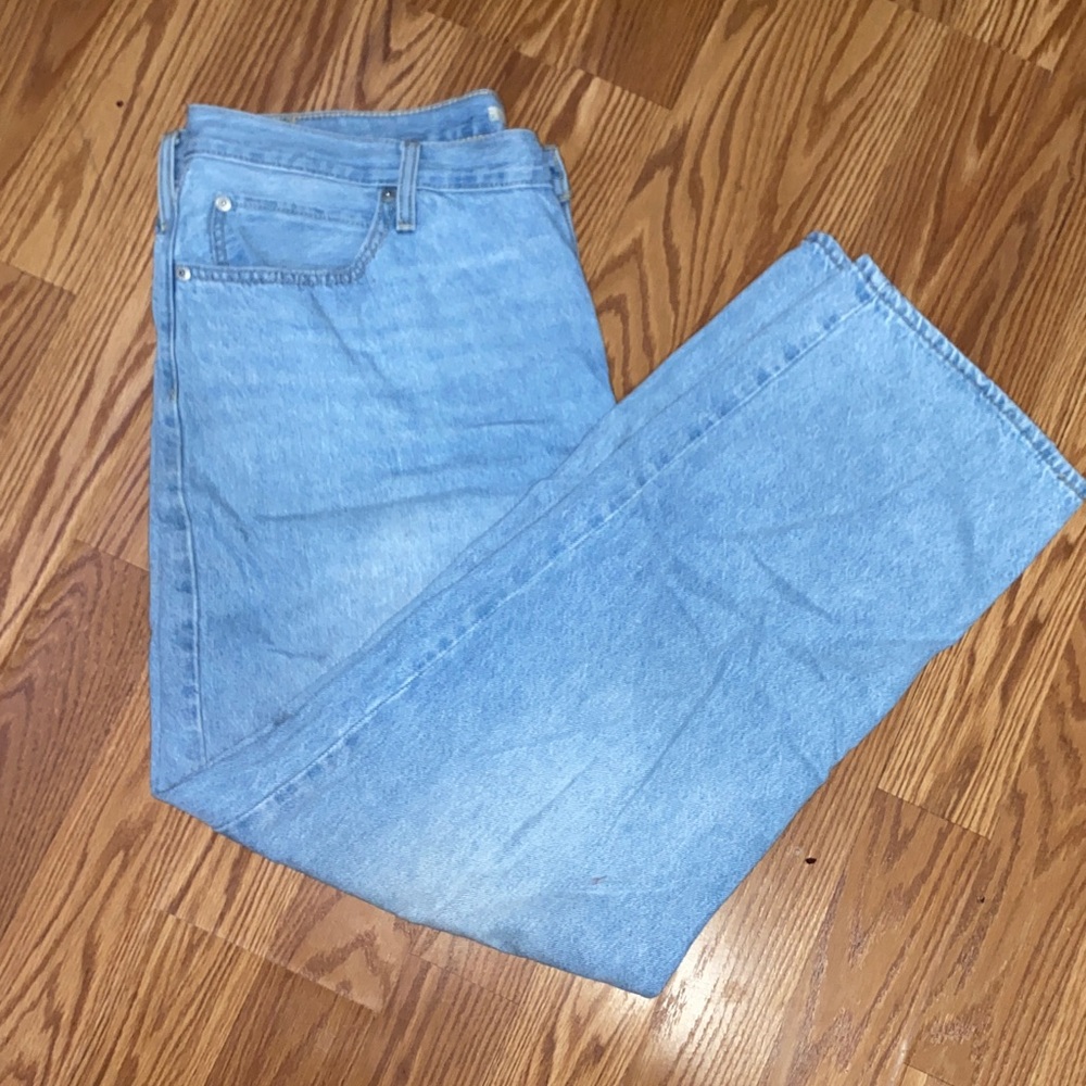 Levi’s Light Blue Denim Baggy Jeans